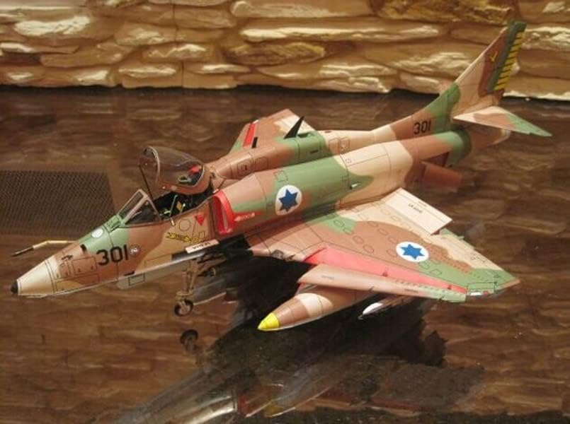 Douglas A-4 Skyhawk Saldırı Uçağı DIY El Sanatları Kağıt model seti 1: 32 Ölçekli Oyuncak Çocuk Hediyeler