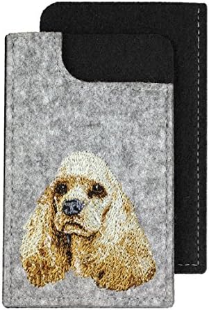 Amerikan Cocker Spaniel, İşlemeli Bir Köpek Görüntüsüne Sahip Keçe Bir Telefon kılıfı